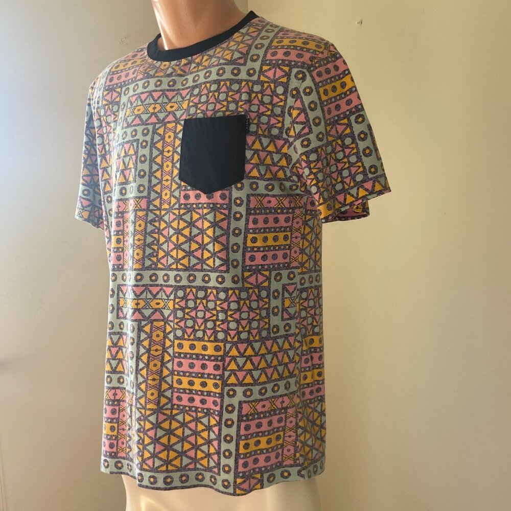 Empyre 90s patterned tee with chest pocket